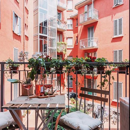 Appartement New Jungle & Charming Flat - Zona De Angeli à Milan Extérieur photo