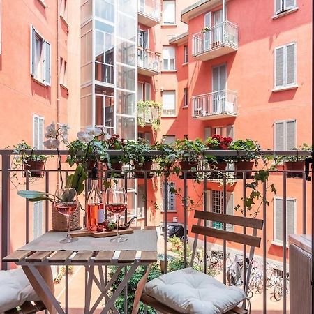 Appartement New Jungle & Charming Flat - Zona De Angeli à Milan Extérieur photo