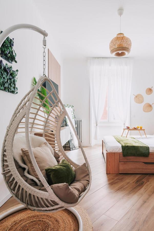 Appartement New Jungle & Charming Flat - Zona De Angeli à Milan Extérieur photo