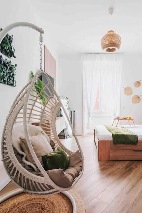 Appartement New Jungle & Charming Flat - Zona De Angeli à Milan Extérieur photo