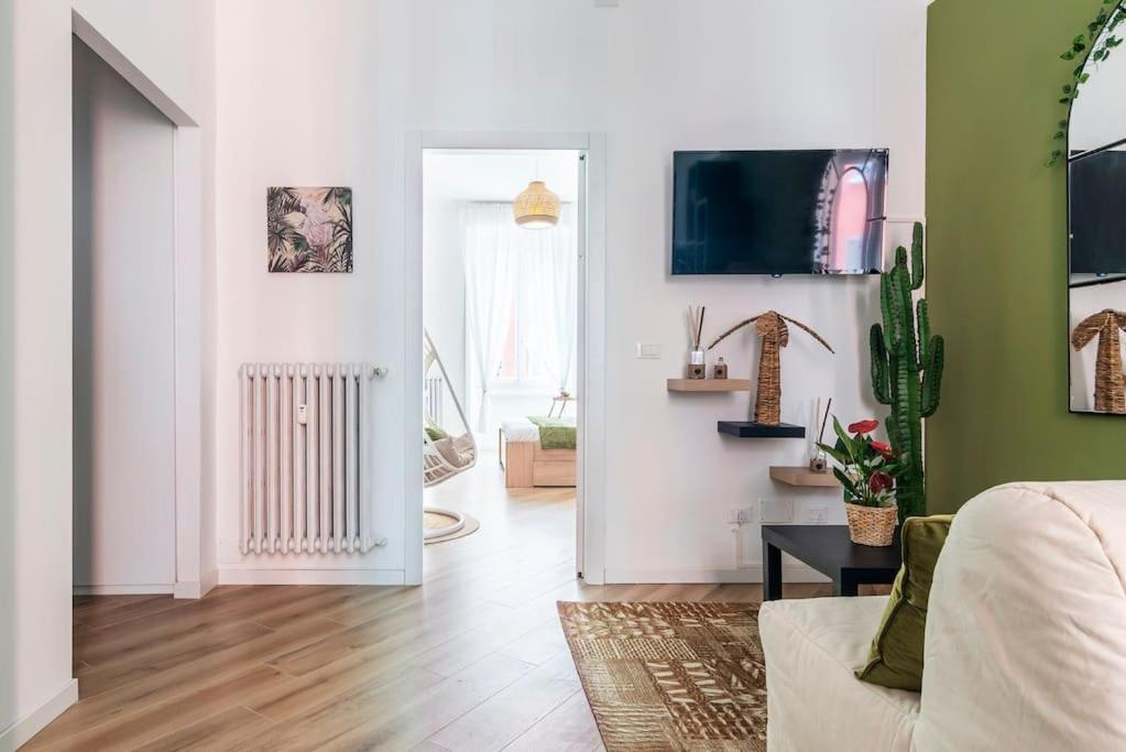 Appartement New Jungle & Charming Flat - Zona De Angeli à Milan Extérieur photo