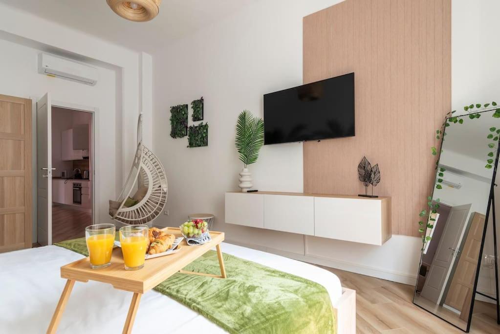 Appartement New Jungle & Charming Flat - Zona De Angeli à Milan Extérieur photo